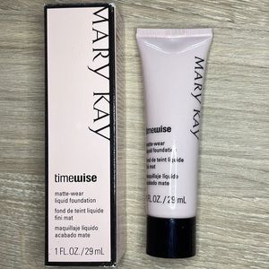 Mary Kay TimeWise Matte-Wear Liquid Foundation 1 fl. oz. / 29ml - Ivory 3